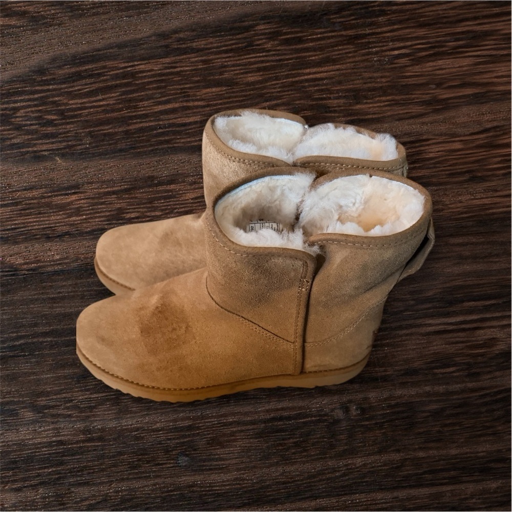 New without Box UGG Cory II Suede Shearling Boots Size 5 - Picture 3 of 5
